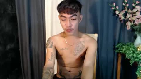 Snapshot of asian_kimxxx chatting on 11-27-25, 11:56 don online show from 11-27-25, 11:56