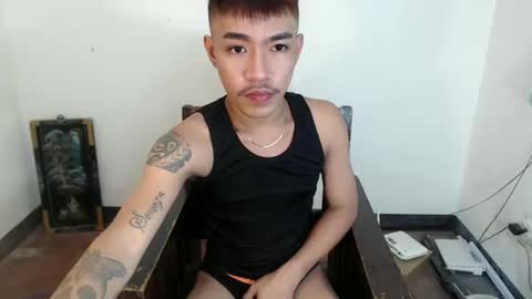 Snapshot of asian_kimxxx chatting on 12-14-25, 08:35 don online show from 12-14-25, 08:35