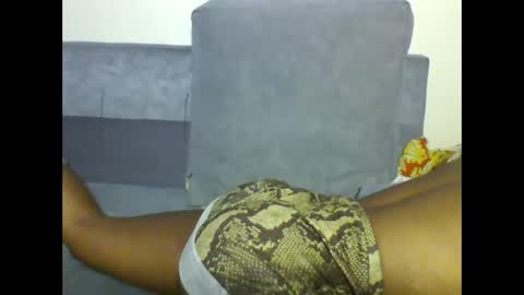 Snapshot of asian_pinay01 chatting on 11-13-25, 08:24 Asia online show from 11-13-25, 08:24