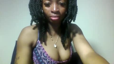 Snapshot of asian_pinay01 chatting on 01-16-26, 01:04 Asia online show from 01-16-26, 01:04