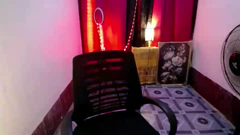 Snapshot of asian_pretty143 chatting on 10-21-25, 02:56 asian_pretty143 online show from 10-21-25, 02:56