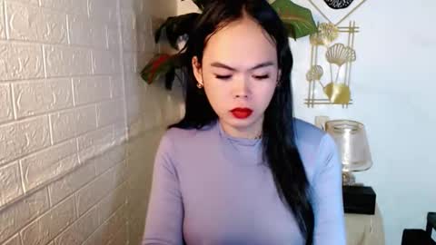 Snapshot of asian_pretty143 chatting on 06-08-26, 10:37 asian_pretty143 online show from 06-08-26, 10:37