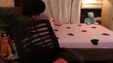 Snapshot of asian_princess15 chatting on 01-27-25, 03:26 angela online show from 01-27-25, 03:26