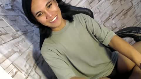 Snapshot of asianblk_barbiedoll chatting on 02-07-25, 12:17 asianblk_barbiedoll online show from 02-07-25, 12:17