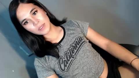 Snapshot of asianblk_barbiedoll chatting on 09-25-25, 04:00 asianblk_barbiedoll online show from 09-25-25, 04:00