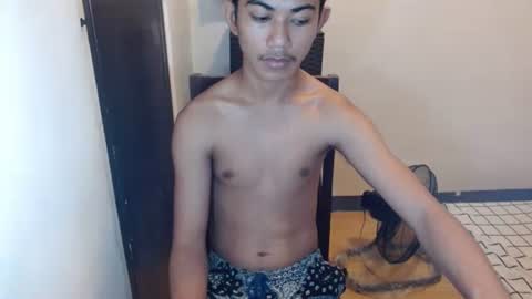 Snapshot of asiancockhero22 chatting on 12-11-24, 06:04 HERO online show from 12-11-24, 06:04