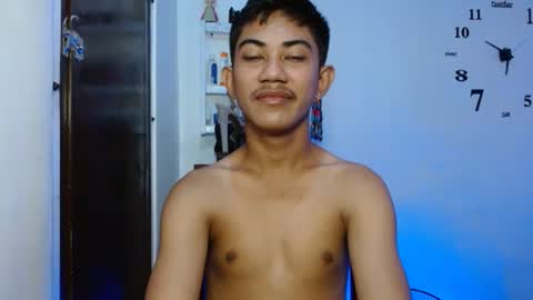 Snapshot of asiancockhero22 chatting on 01-29-25, 11:25 HERO online show from 01-29-25, 11:25