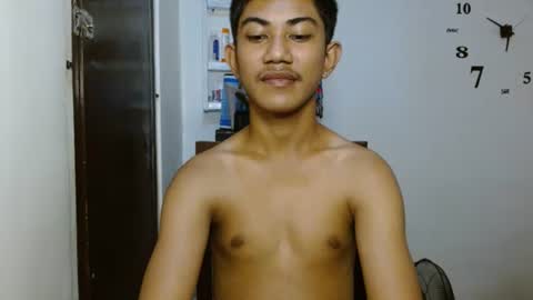 Snapshot of asiancockhero22 chatting on 02-06-25, 02:33 HERO online show from 02-06-25, 02:33