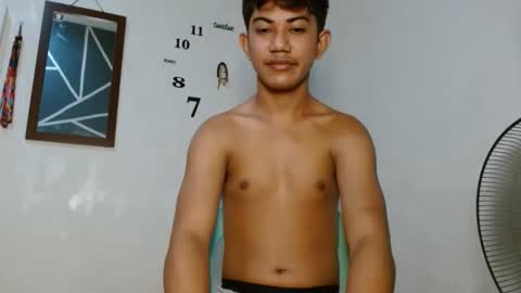 Snapshot of asiancockhero22 chatting on 09-19-25, 03:08 HERO online show from 09-19-25, 03:08