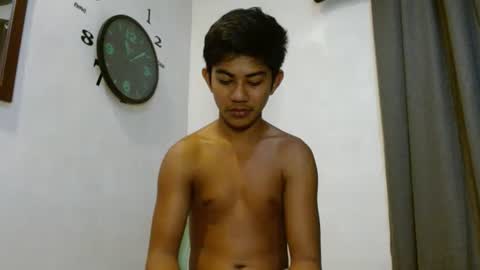 Snapshot of asiancockhero22 chatting on 12-16-25, 03:06 HERO online show from 12-16-25, 03:06