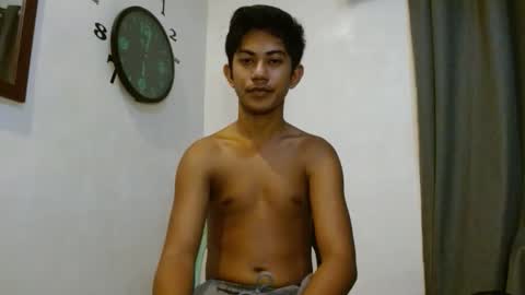 Snapshot of asiancockhero22 chatting on 12-17-25, 09:59 HERO online show from 12-17-25, 09:59