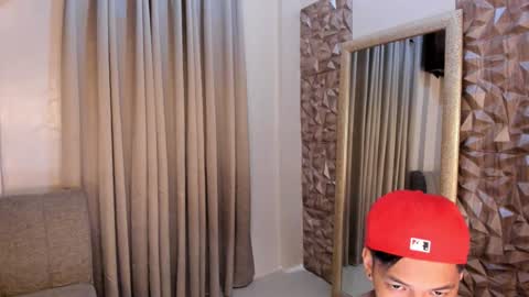 VICTORIA SCOTT online show from 02-04-25, 12:40