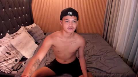 VICTORIA SCOTT online show from 10-25-25, 10:56