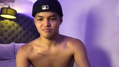 VICTORIA SCOTT online show from 04-22-26, 02:51