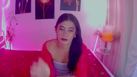 Snapshot of asianloreen24 chatting on 12-04-25, 03:21 asianloreen24 online show from 12-04-25, 03:21