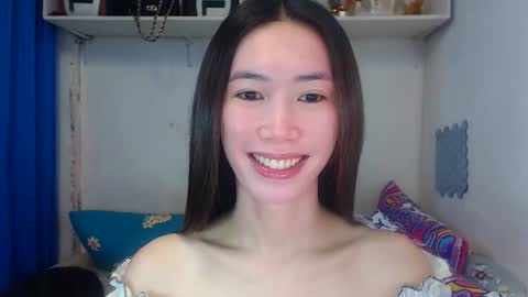 Snapshot of asianqt19 chatting on 03-08-26, 07:45 J A D E online show from 03-08-26, 07:45