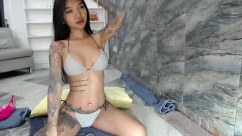 Snapshot of asianqueen93 chatting on 01-24-25, 06:14 Jeje   special     online show from 01-24-25, 06:14