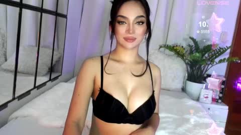Miss Nia online show from 12-25-24, 10:39