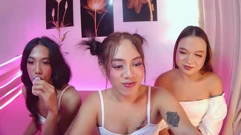 Snapshot of asiantopfucker02 chatting on 10-17-25, 07:38 asiantopfucker02 online show from 10-17-25, 07:38