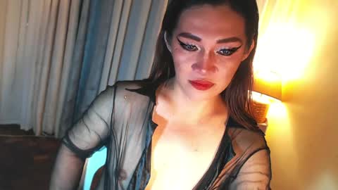 Snapshot of asiasfantasy chatting on 07-30-26, 05:12 NEL online show from 07-30-26, 05:12