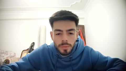 Snapshot of asihandsome06 chatting on 03-09-25, 07:48 asihandsome06 online show from 03-09-25, 07:48