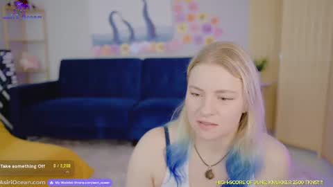 Asiri   pronounced Ah-siri Please no nicknames   3 online show from 06-22-26, 06:16