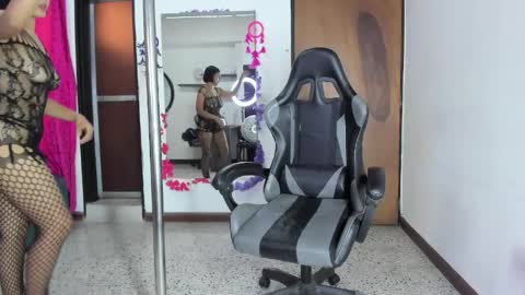 asizaa online show from 05-22-26, 07:52