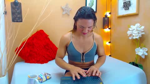 ASLY online show from 09-27-25, 01:27