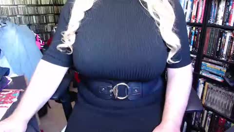 Snapshot of aspen_vale chatting on 07-12-26, 01:46 Aspen Vale online show from 07-12-26, 01:46