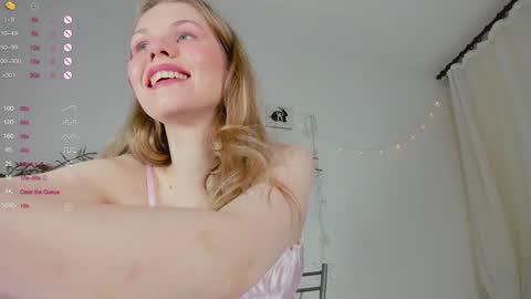 Snapshot of ass_latte chatting on 01-10-25, 02:14 Sasha online show from 01-10-25, 02:14