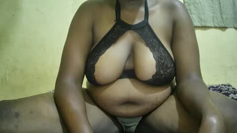 Snapshot of assbaby5 chatting on 09-29-25, 12:43 assbaby5 online show from 09-29-25, 12:43