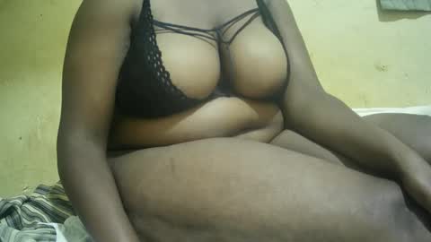 Snapshot of assbaby5 chatting on 10-28-25, 12:58 assbaby5 online show from 10-28-25, 12:58