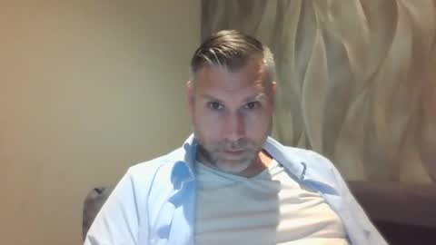 Snapshot of assmani28 chatting on 10-28-25, 08:18 Assmani28 online show from 10-28-25, 08:18