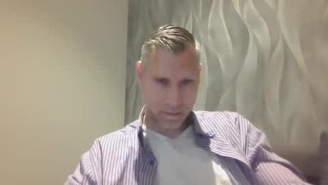 Snapshot of assmani28 chatting on 04-21-26, 07:14 Assmani28 online show from 04-21-26, 07:14