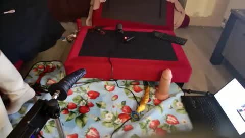 asstoy19 online show from 11-02-25, 07:27