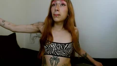 Asterothxznikki online show from 11-18-25, 01:15