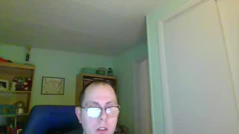 Snapshot of astg94 chatting on 03-08-25, 04:23 Andrew or Smiley Read the message in bold above the bio design for info on the situation. online show from 03-08-25, 04:23