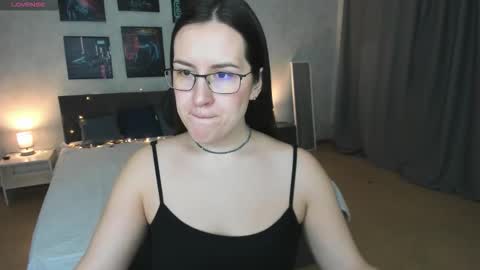 Snapshot of asti_bubbles chatting on 03-01-26, 01:29 Asti online show from 03-01-26, 01:29