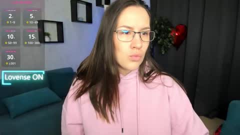 Snapshot of asti_bubbles chatting on 03-13-26, 01:23 Asti online show from 03-13-26, 01:23