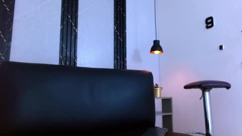 Snapshot of aston_vera chatting on 05-21-26, 03:02 Aston online show from 05-21-26, 03:02