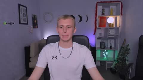 astren online show from 03-26-26, 01:17