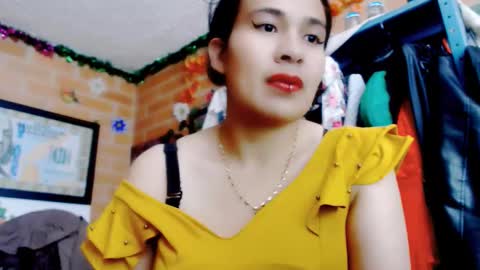 astrid_hauser66 online show from 11-28-25, 08:55