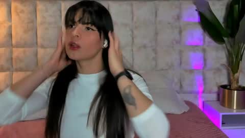 astrid_velle online show from 06-09-26, 12:33