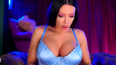 Snapshot of astridvex chatting on 02-23-26, 08:06 Astrid online show from 02-23-26, 08:06