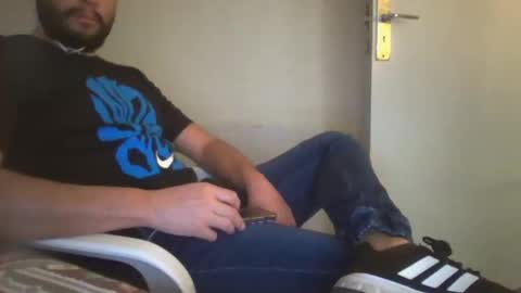 Snapshot of astro_boy_01 chatting on 12-24-24, 10:28 astro_boy_01 online show from 12-24-24, 10:28