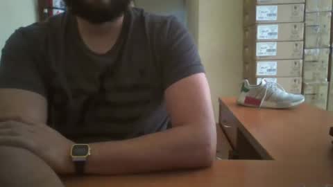 Snapshot of astro_boy_01 chatting on 10-15-25, 09:37 astro_boy_01 online show from 10-15-25, 09:37