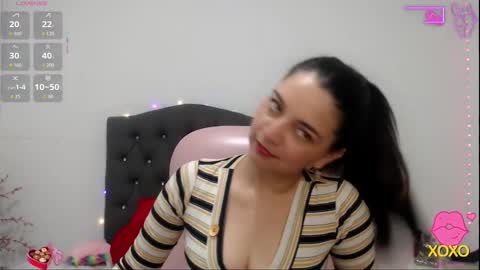 Snapshot of astrolover_ chatting on 10-08-25, 02:53 camila  online show from 10-08-25, 02:53