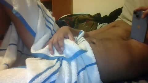 Snapshot of astroluis22mi chatting on 10-05-25, 04:55 astroluis22mi online show from 10-05-25, 04:55