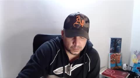 Snapshot of astton_nick chatting on 12-17-24, 04:01 Nick Astton online show from 12-17-24, 04:01