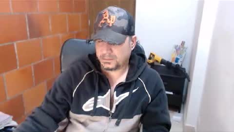 Snapshot of astton_nick chatting on 01-11-25, 03:44 Nick Astton online show from 01-11-25, 03:44